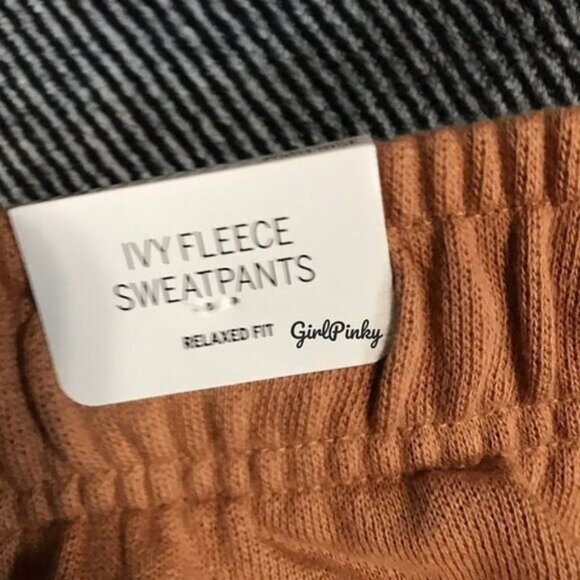 vs PINK sweatpants OUTFIT IN TOFFEE W/FULL ZIP HOODIE & EMBROIDERED DOG LARGE - Picture 10 of 10
